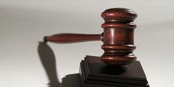 剝奪政治權(quán)利是指剝奪哪些權(quán)利？期限是多久