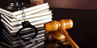 刑事律師出庭辯護(hù)價(jià)格是多少錢？