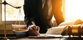 企業(yè)常見(jiàn)經(jīng)濟(jì)犯罪都有哪些？