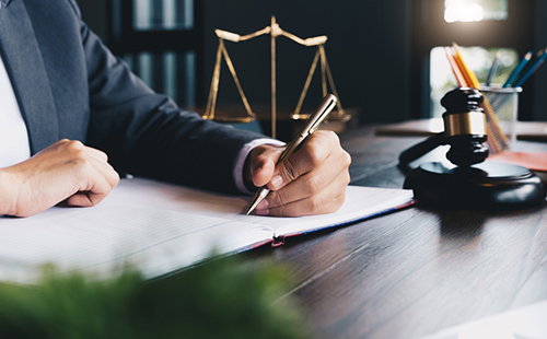 刑事案件為啥要請律師？(圖1)