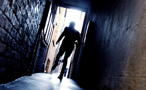 行為人暴力抗法怎么處罰？(圖1)