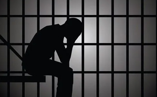 刑事犯罪拘役和管制有什么區(qū)別？(圖1)