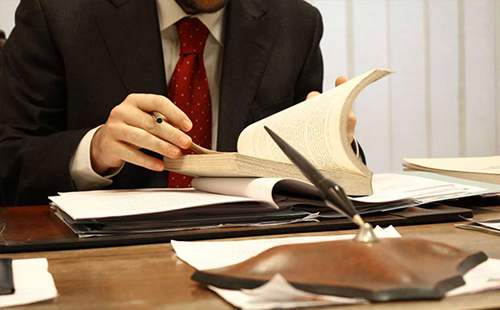 10萬請一個刑事律師值得嗎（如何找到靠譜的刑事律師）