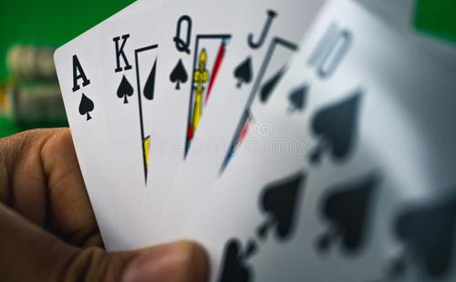 打牌娛樂算賭博嗎？會(huì)被判刑嗎？(圖1)