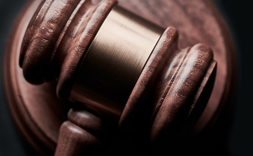 詐騙案請刑事律師辯護(hù)可以減輕罪行嗎？(圖1)